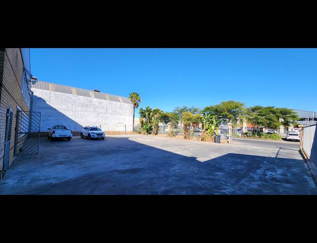960M² WAREHOUSE TO LET IN KILLARNEY GARDENS